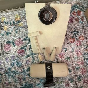 Authentic John Hardy displays